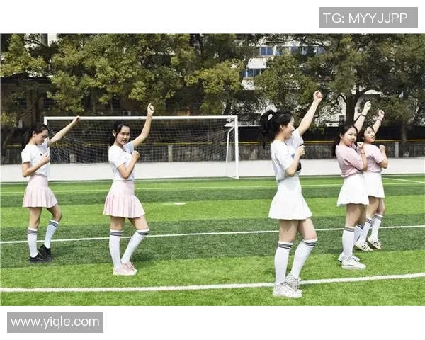 绘制亚运足球明星名片展现运动魅力与青春风采 绘制亚运足球明星名片展现运动魅力与青春风采