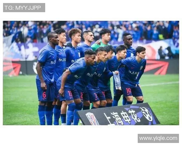 赛后分析:上海足球队与南京足球队实力对比及比赛亮点回顾 赛后分析:上海足球队与南京足球队实力对比及比赛亮点回顾
