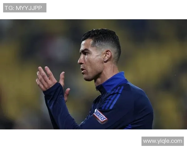 足球明星们热议C罗的传奇生涯与未来发展方向分析 足球明星们热议C罗的传奇生涯与未来发展方向分析