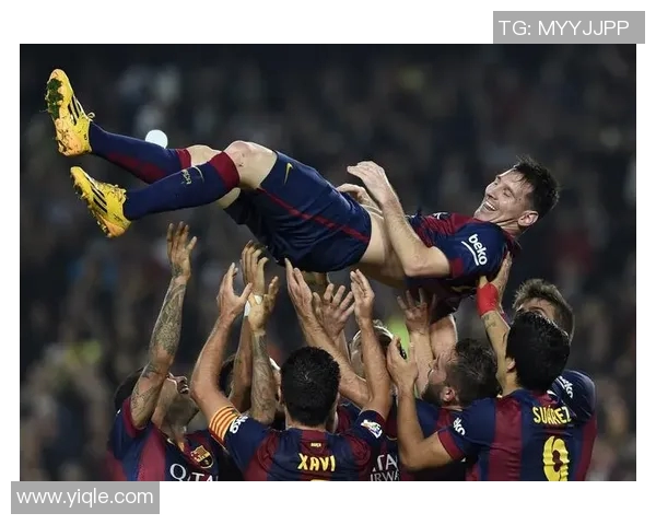 足球明星进球后庆祝动作大盘点展现激情与风采的瞬间 足球明星进球后庆祝动作大盘点展现激情与风采的瞬间