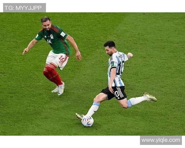 多字开头的足球明星盘点他们的辉煌成就与职业生涯的精彩瞬间